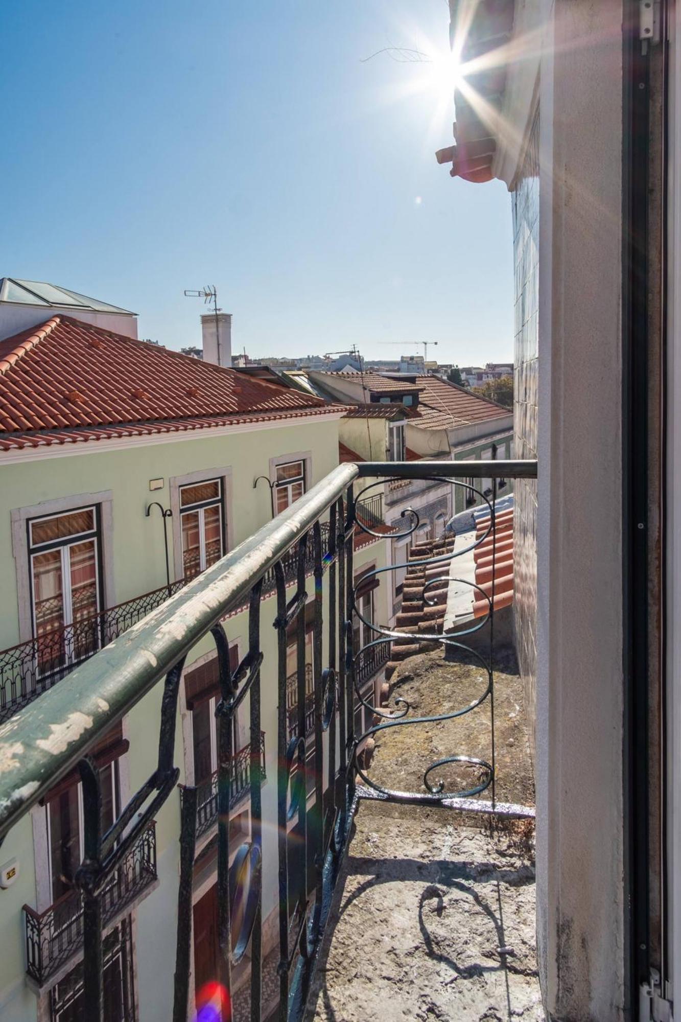 Lv Premier Apartments P.Real- Pi Лиссабон Экстерьер фото