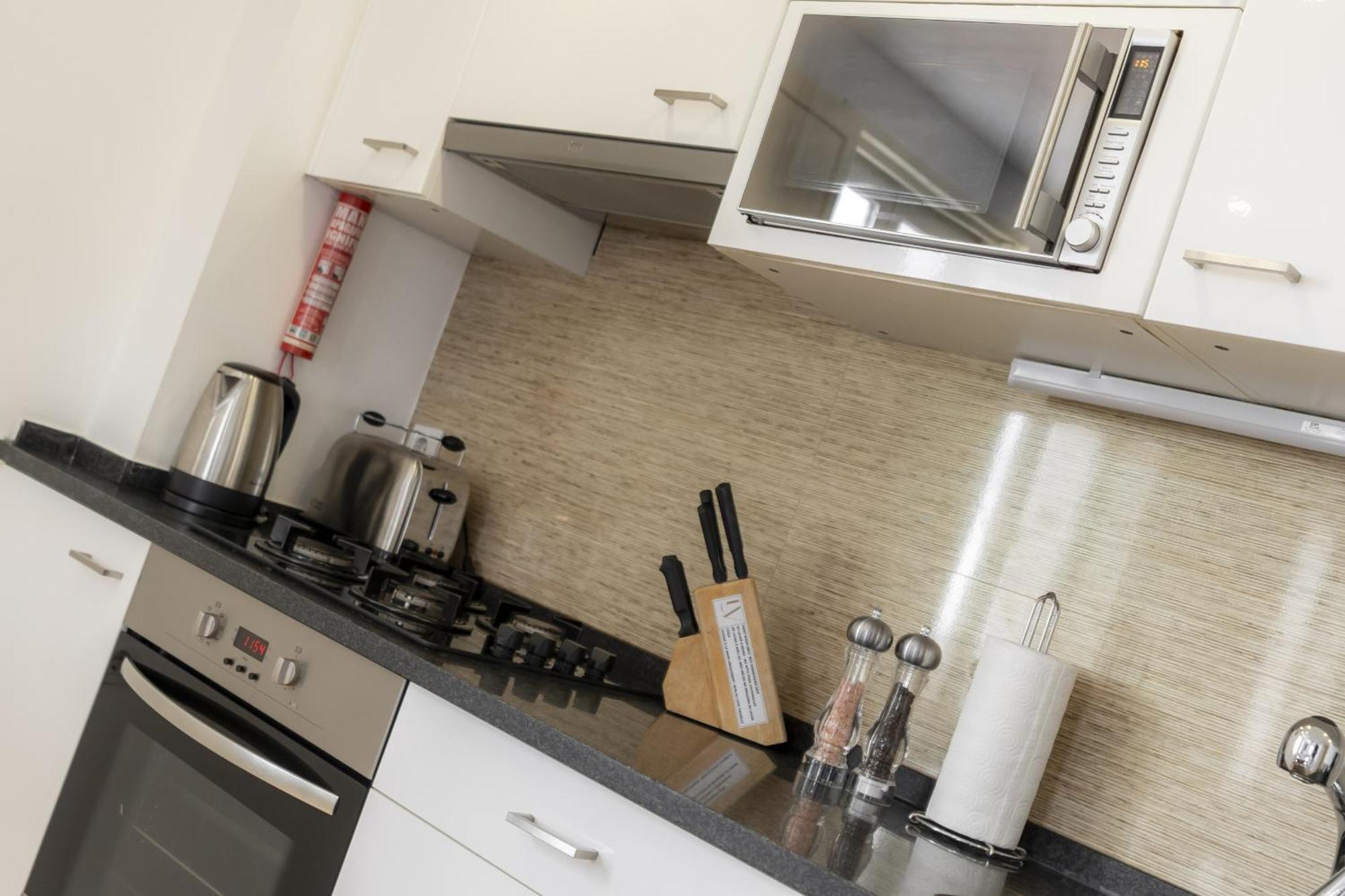 Lv Premier Apartments P.Real- Pi Лиссабон Экстерьер фото
