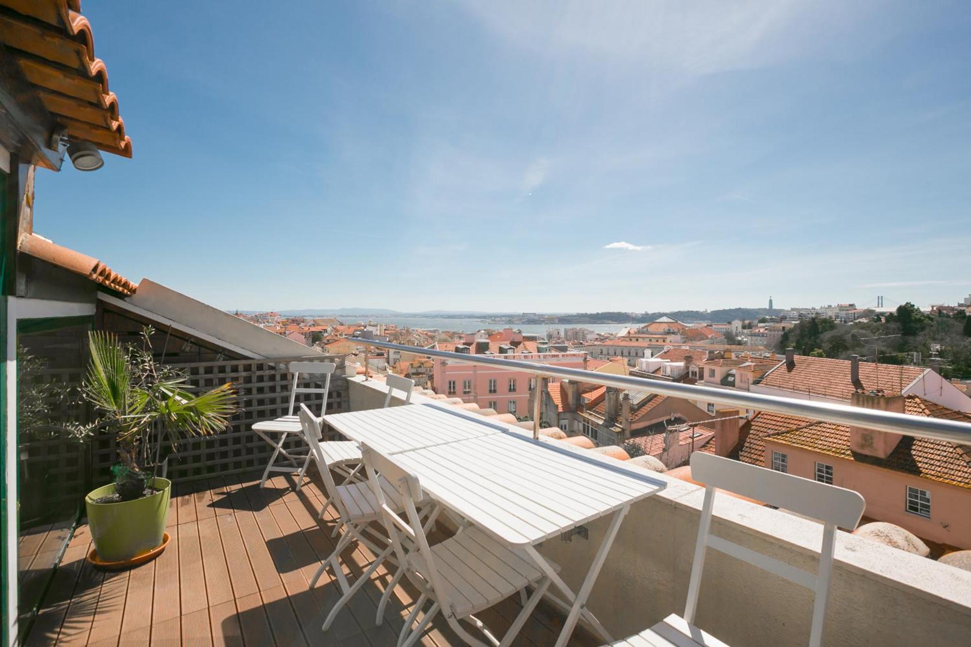 Lv Premier Apartments P.Real- Pi Лиссабон Экстерьер фото